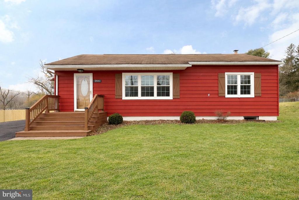 206 COVE ST, Bellefonte, PA 16823