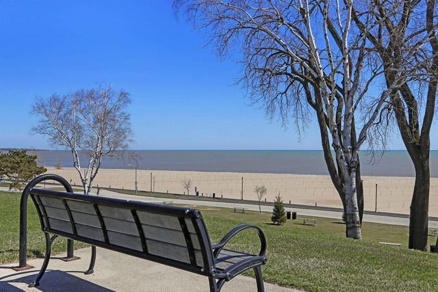 1632 Michigan BOULEVARD, Racine, WI 53402