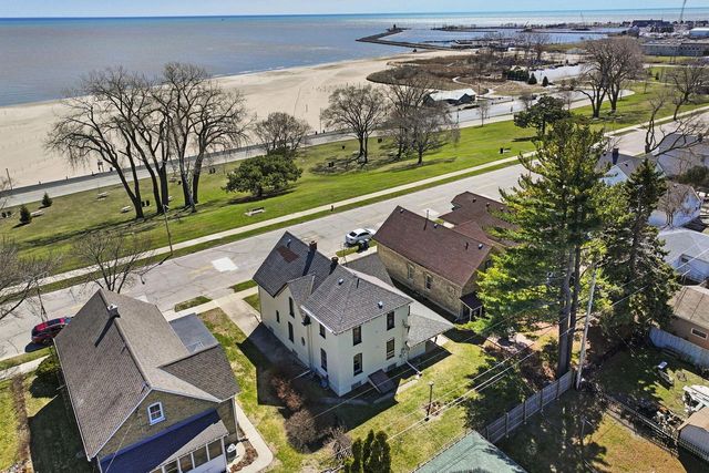 1632 Michigan BOULEVARD, Racine, WI 53402