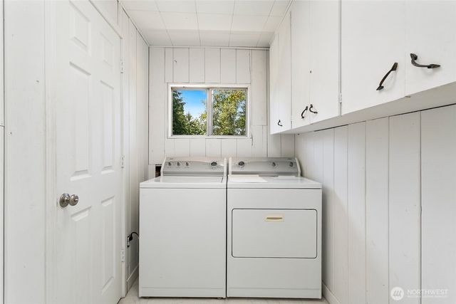2434 SW 328th Street, Federal Way, WA 98023