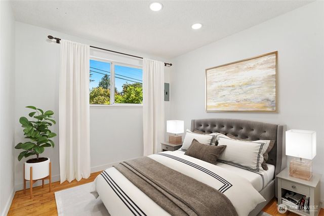 2434 SW 328th Street, Federal Way, WA 98023