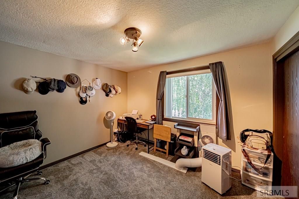 Image 27 of property listing at 178 N 680 W, Blackfoot, ID 83221