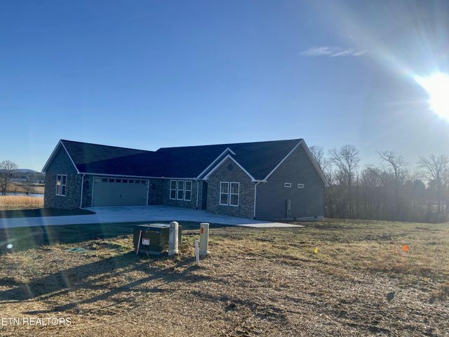 62 Whitson Lane, Crossville, TN 38572