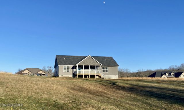 62 Whitson Lane, Crossville, TN 38572