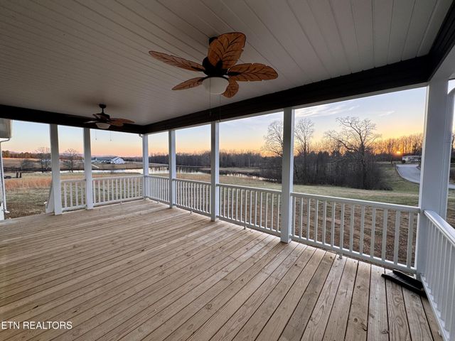 62 Whitson Lane, Crossville, TN 38572