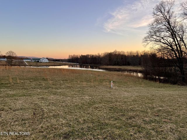 62 Whitson Lane, Crossville, TN 38572