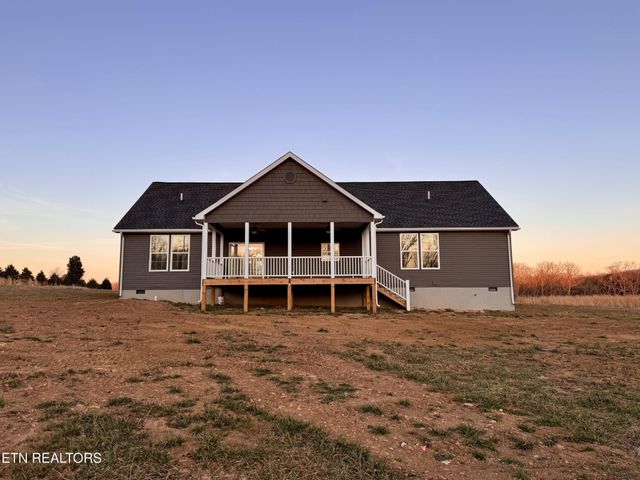 62 Whitson Lane, Crossville, TN 38572