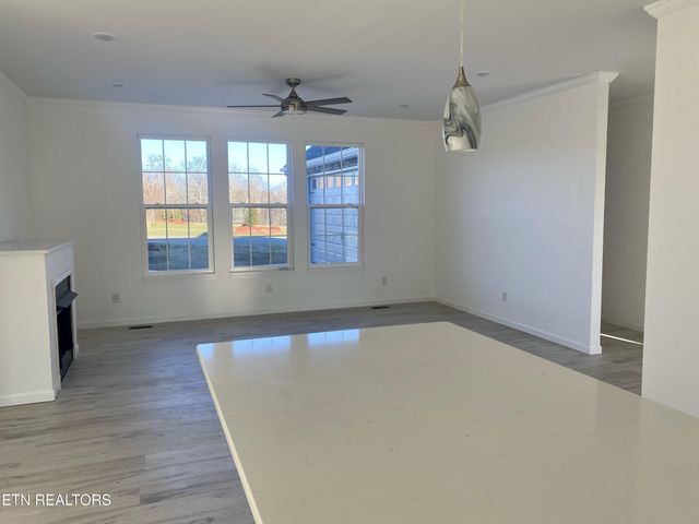 62 Whitson Lane, Crossville, TN 38572