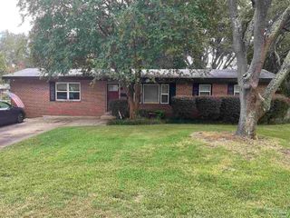 405 York St, Gulf Breeze, FL 32561