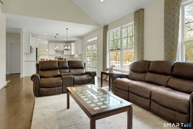 310 Nutmeg Lane 310, Stratford, CT 06614