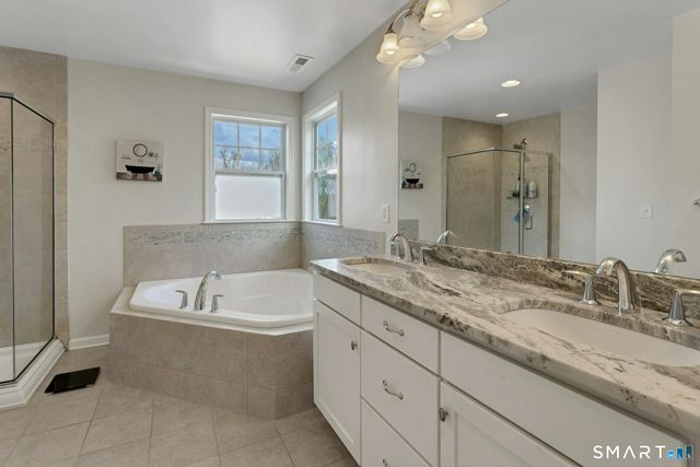 310 Nutmeg Lane 310, Stratford, CT 06614