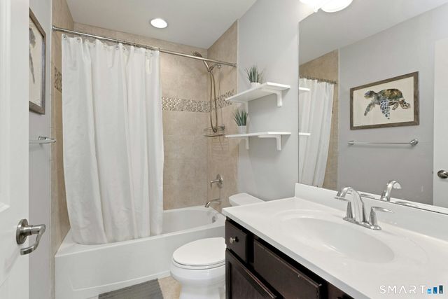 310 Nutmeg Lane 310, Stratford, CT 06614