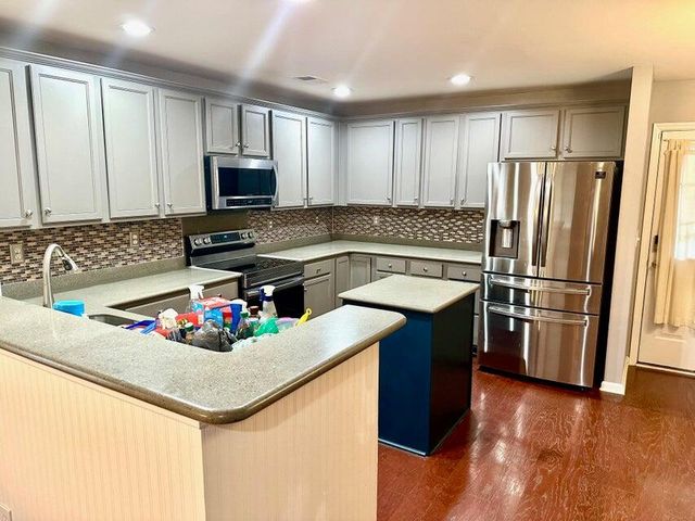 1401 Dabbing Duck Drive, Summerville, SC 29483