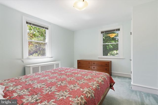 8210 FAIRVIEW RD, Elkins Park, PA 19027