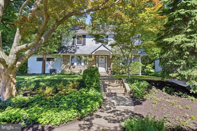 8210 FAIRVIEW RD, Elkins Park, PA 19027