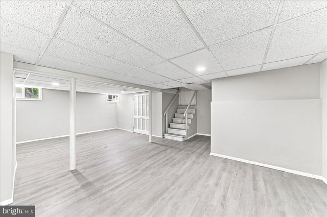 42 THORNHOLLOW RD, Newark, DE 19711