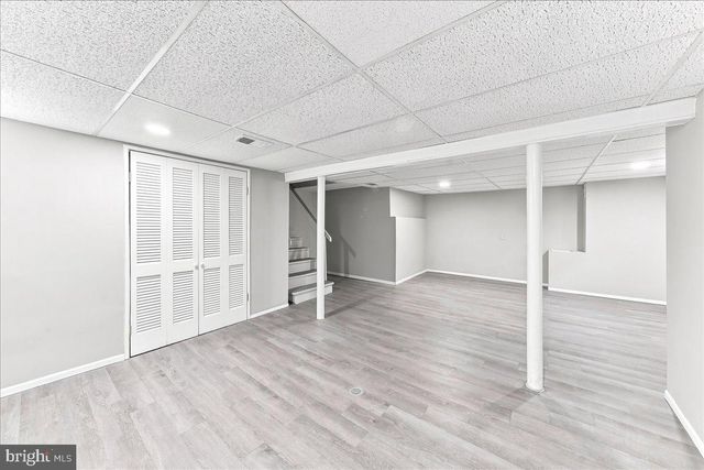 42 THORNHOLLOW RD, Newark, DE 19711