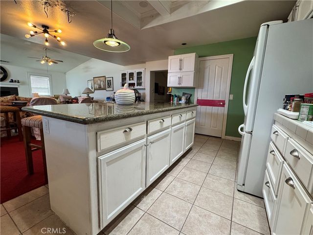 20284 Majestic Drive, Apple Valley, CA 92308