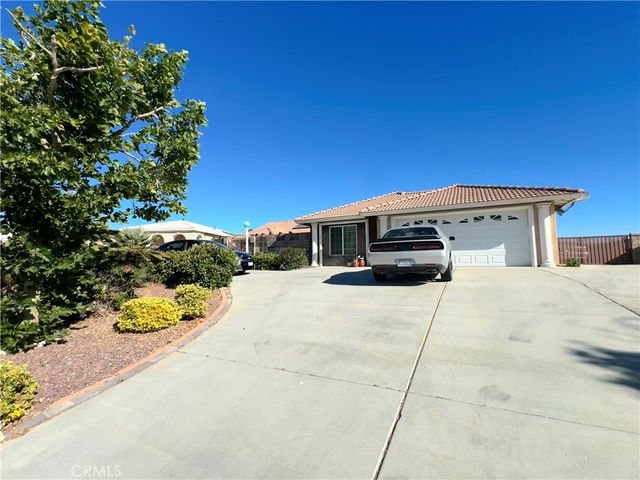 20284 Majestic Drive, Apple Valley, CA 92308