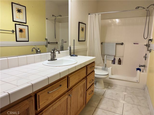 20284 Majestic Drive, Apple Valley, CA 92308