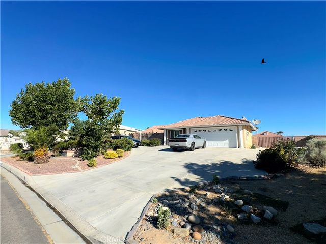 20284 Majestic Drive, Apple Valley, CA 92308