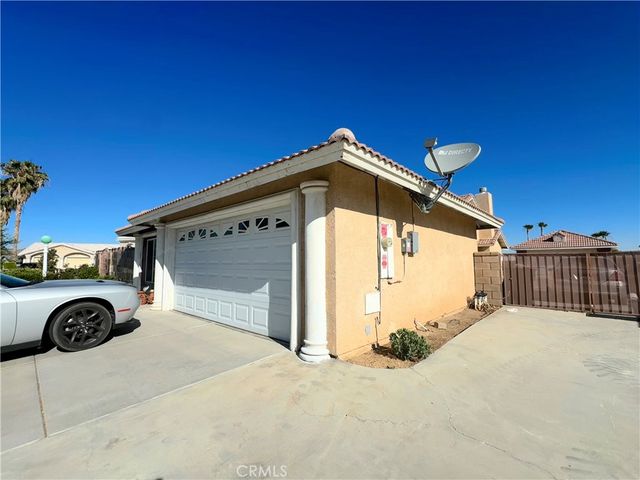 20284 Majestic Drive, Apple Valley, CA 92308