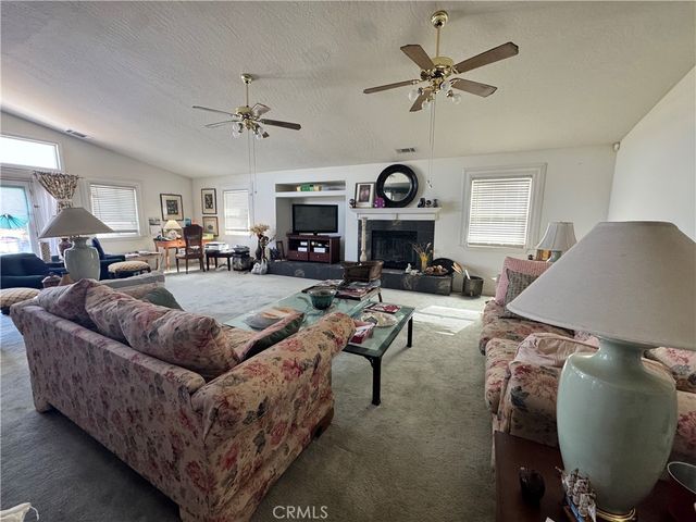 20284 Majestic Drive, Apple Valley, CA 92308