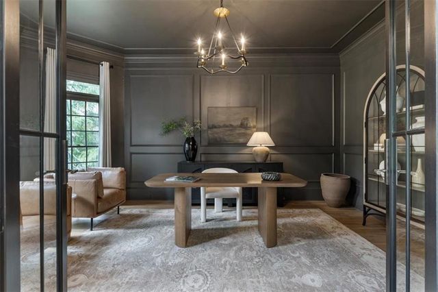 525 Tiverton Court, Alpharetta, GA 30009
