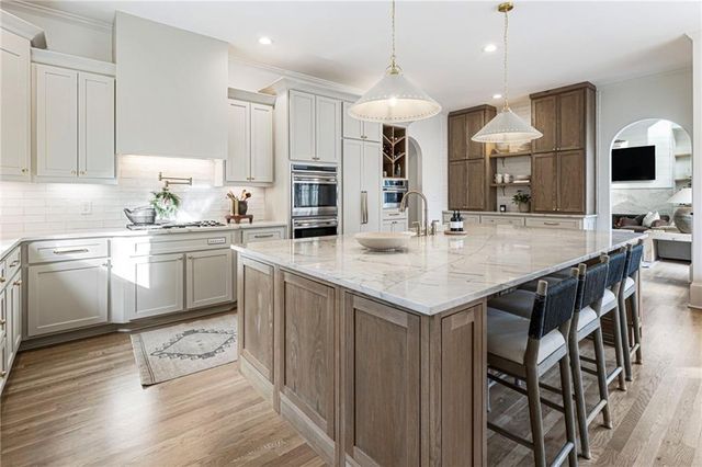 525 Tiverton Court, Alpharetta, GA 30009