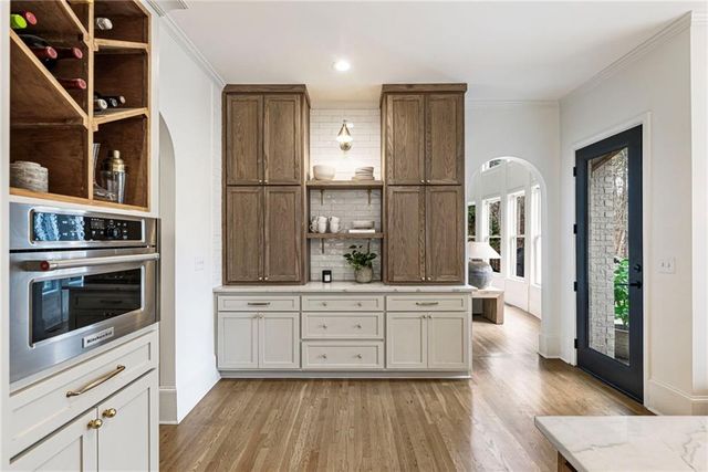 525 Tiverton Court, Alpharetta, GA 30009