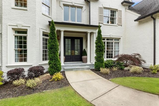 525 Tiverton Court, Alpharetta, GA 30009