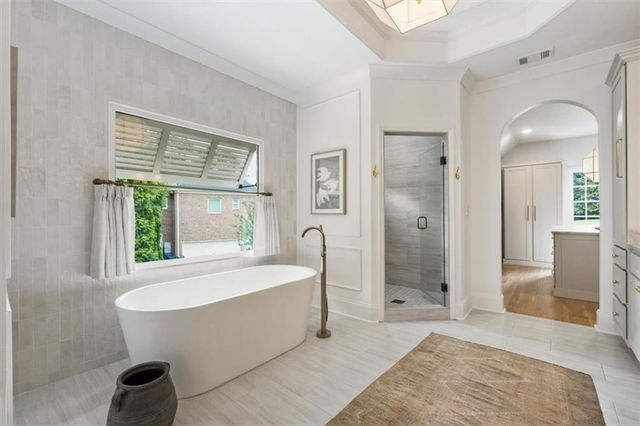 525 Tiverton Court, Alpharetta, GA 30009