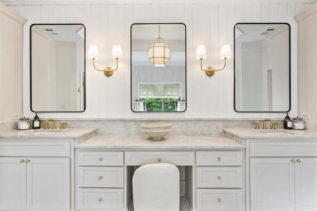 525 Tiverton Court, Alpharetta, GA 30009