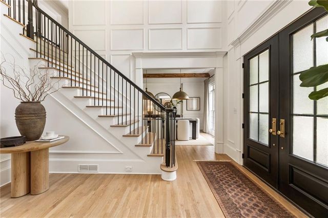 525 Tiverton Court, Alpharetta, GA 30009