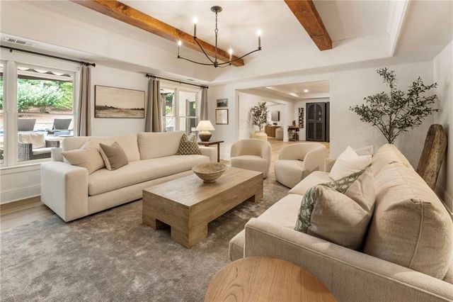 525 Tiverton Court, Alpharetta, GA 30009