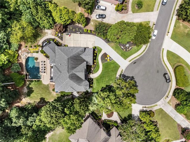 525 Tiverton Court, Alpharetta, GA 30009