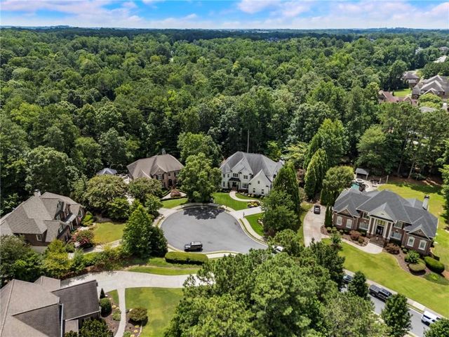 525 Tiverton Court, Alpharetta, GA 30009