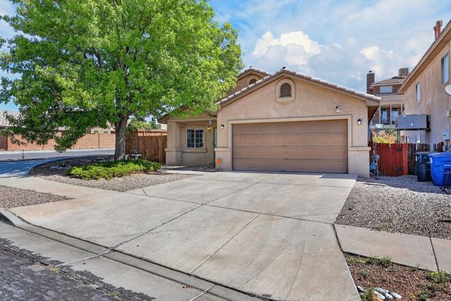 4427 Barrett Avenue NW, Albuquerque, NM 87114