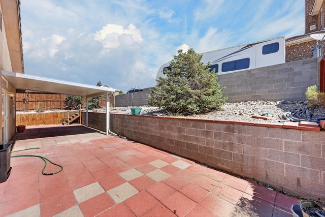 4427 Barrett Avenue NW, Albuquerque, NM 87114