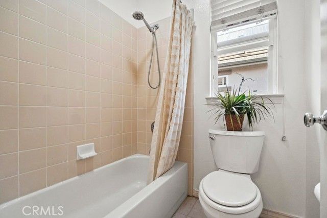 33 Modesto, Irvine, CA 92602