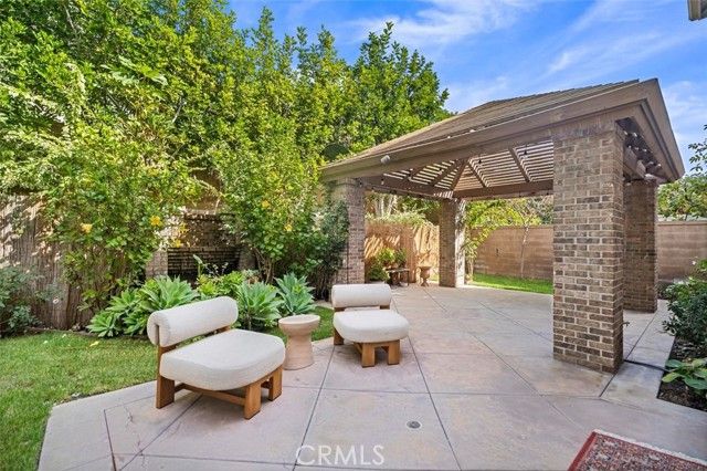 33 Modesto, Irvine, CA 92602