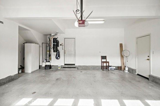 33 Modesto, Irvine, CA 92602