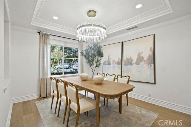 33 Modesto, Irvine, CA 92602