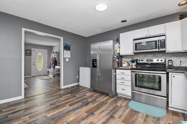 375 18TH STREET, Calera, AL 35040