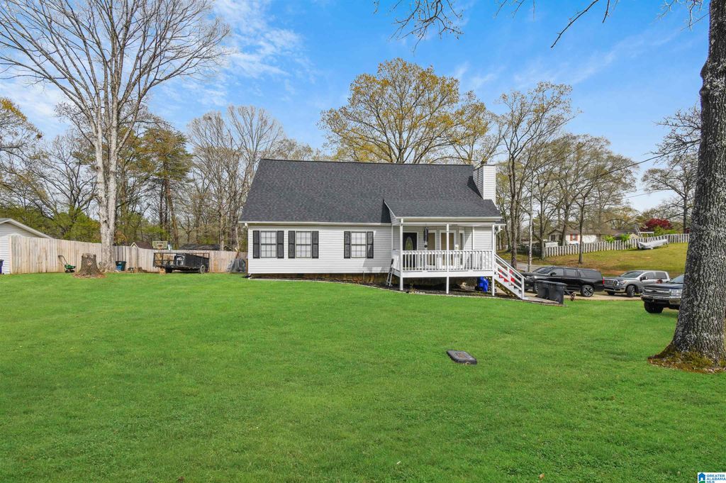 375 18TH STREET, Calera, AL 35040