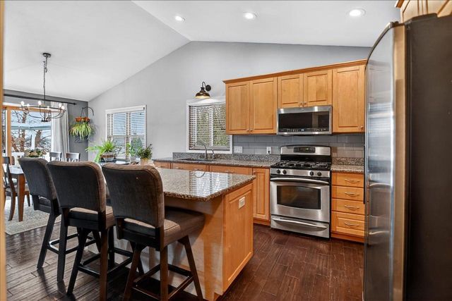 304 School Road, Cottage Grove, WI 53527