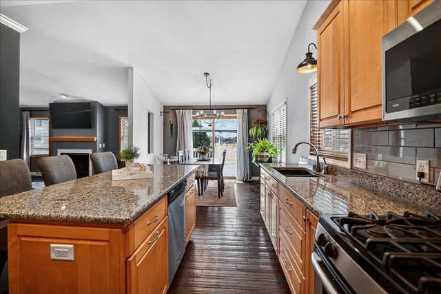 304 School Road, Cottage Grove, WI 53527