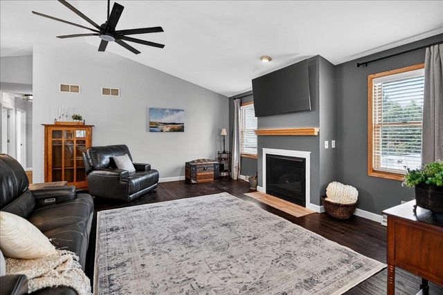 304 School Road, Cottage Grove, WI 53527