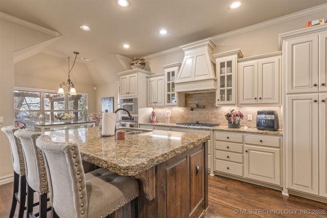 6950 E 127th Street S, Bixby, OK 74008