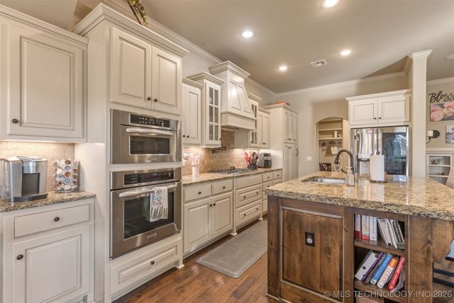 6950 E 127th Street S, Bixby, OK 74008